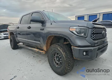 2019 Toyota Tundra Crewmax Sr5 z USA, uszkodzony, nr VIN 5TFDY5F16KX851933